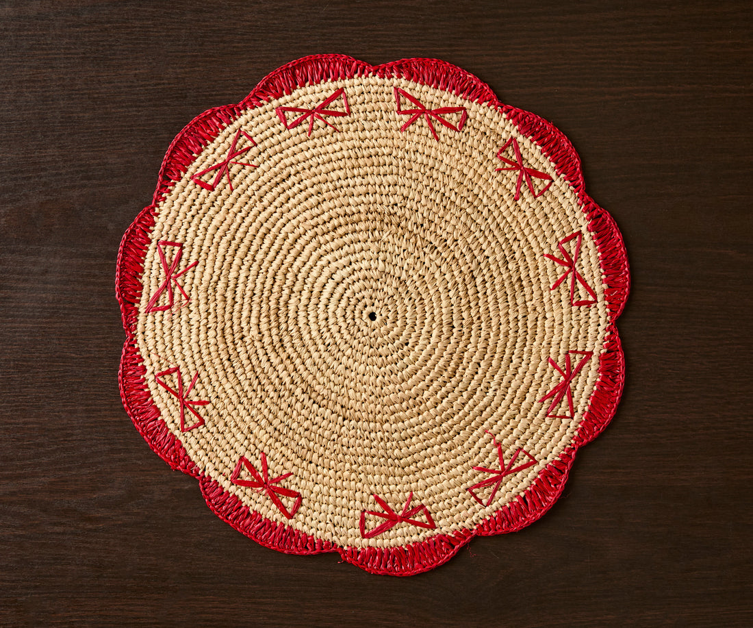 Payton James Handwoven Bow Placemats – Hand-Crocheted Raffia Palm Table Decor
