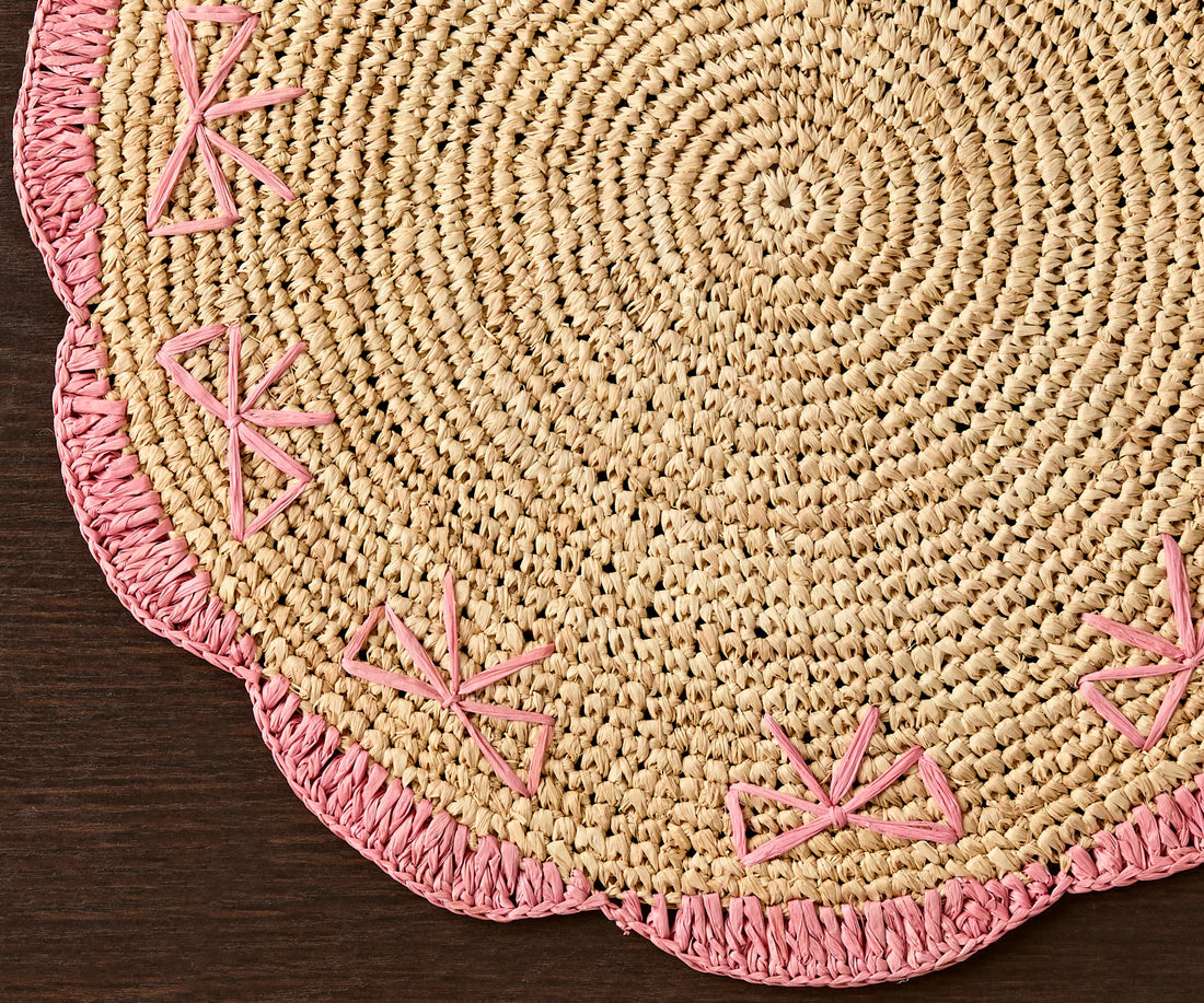 Payton James Handwoven Bow Placemats – Hand-Crocheted Raffia Palm Table Decor