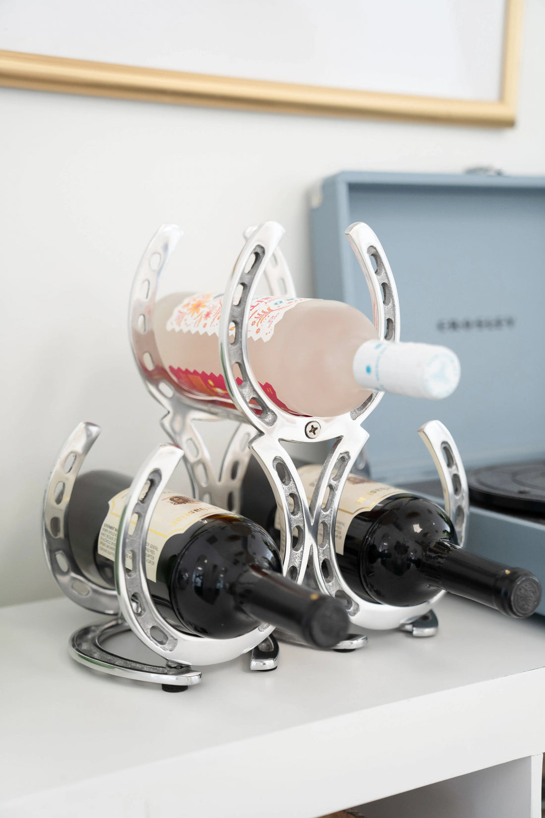 Huntley Horseshoe 3-Bottle Wine Rack – Aluminum Silver Finish